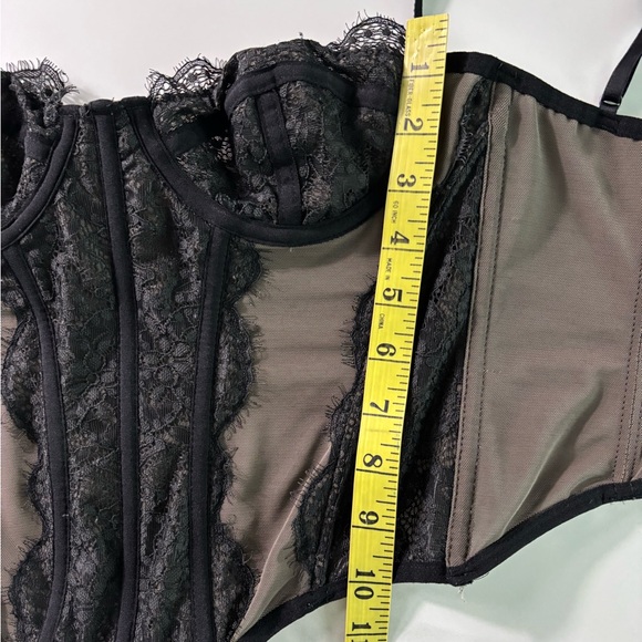 Urban Outfitters Out From Under Modern Love Black Lace Corset S - Picture 6 of 9